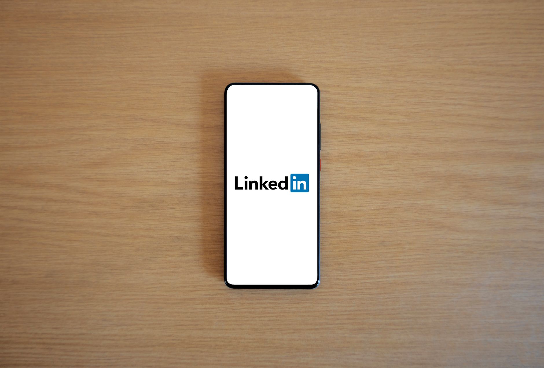 How to place an advert on LinkedIn for tech readers