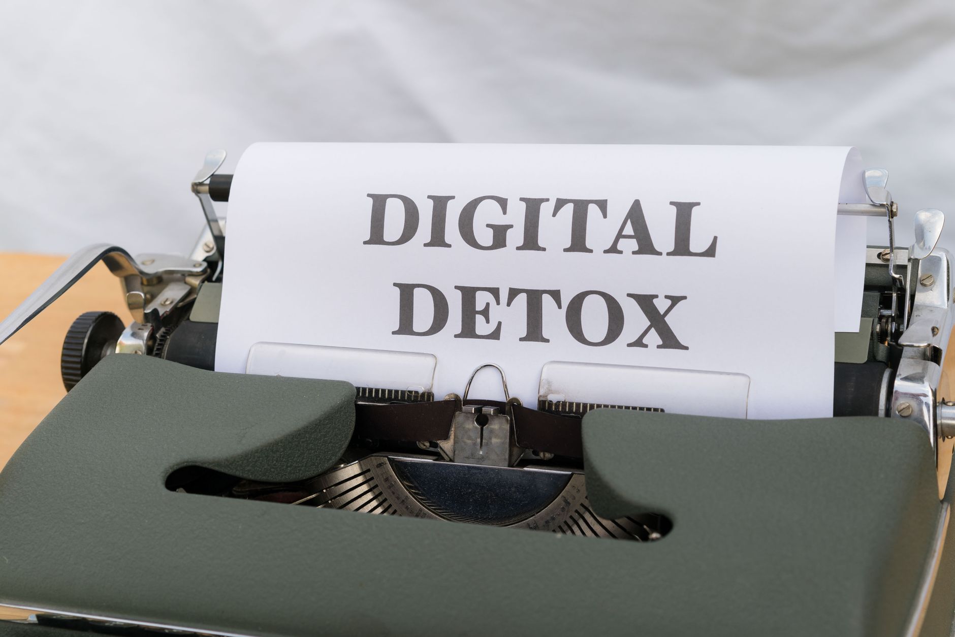Practical Deco Art News: tech angle and how to track updates