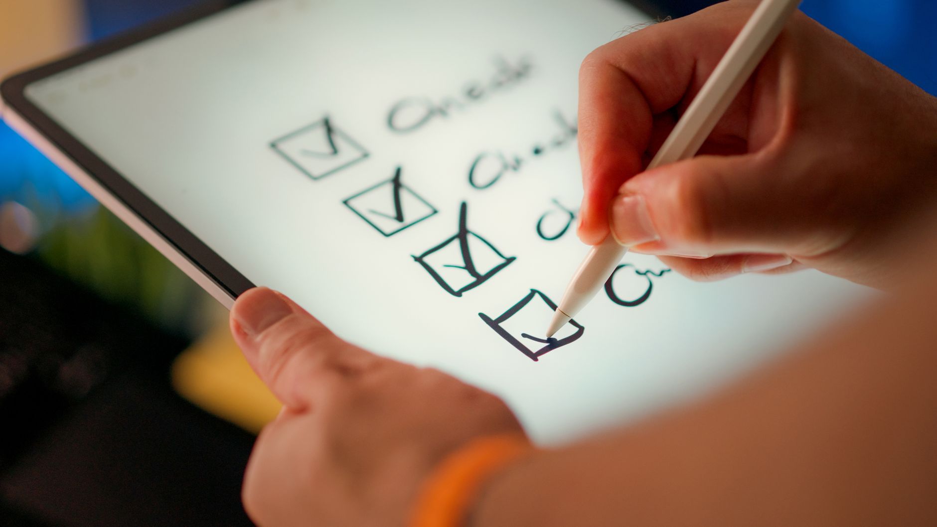 Tech readers’ checklist: leveraging business directories for France insights