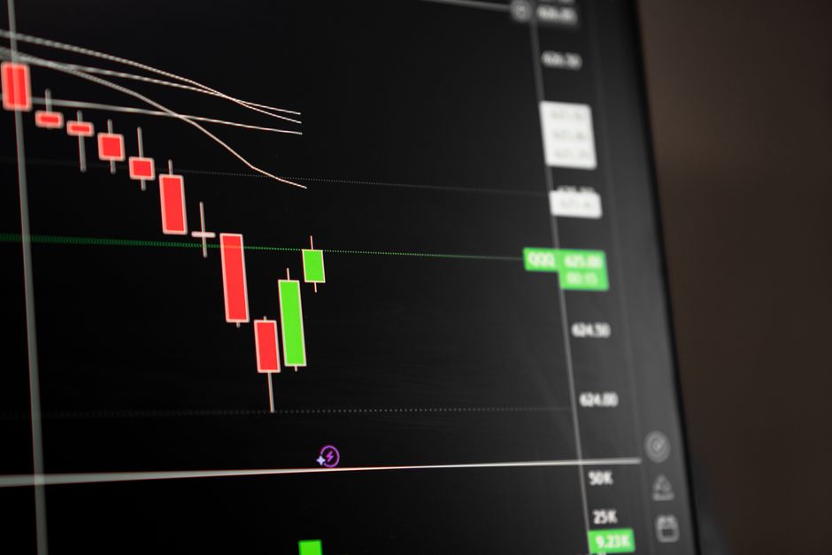 How to map tech topics to finance content