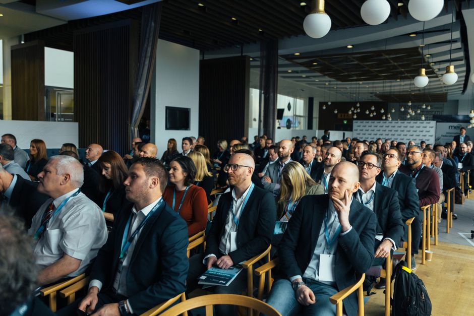 Managing attendees in a digital-first setting