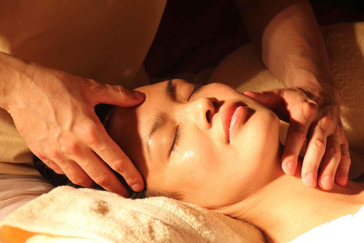 What Are Asian Massage Techniques?